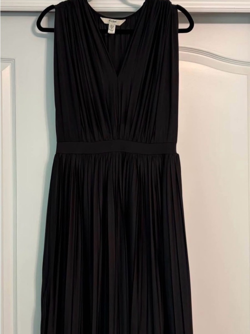 Y by Yumi Gorgeous Little Black Dress- fully lined!